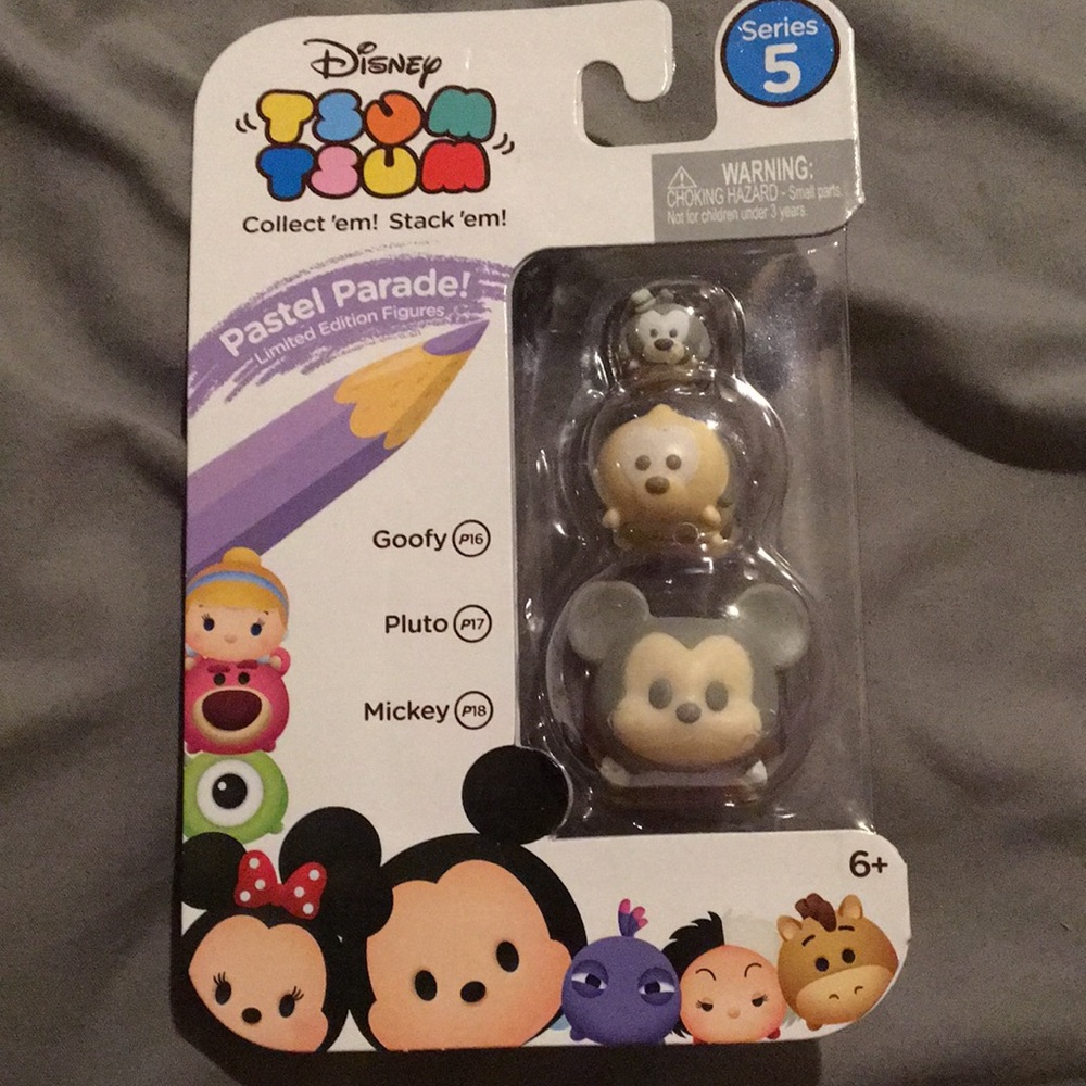 Limited edition Disney Tsum tsum figures
